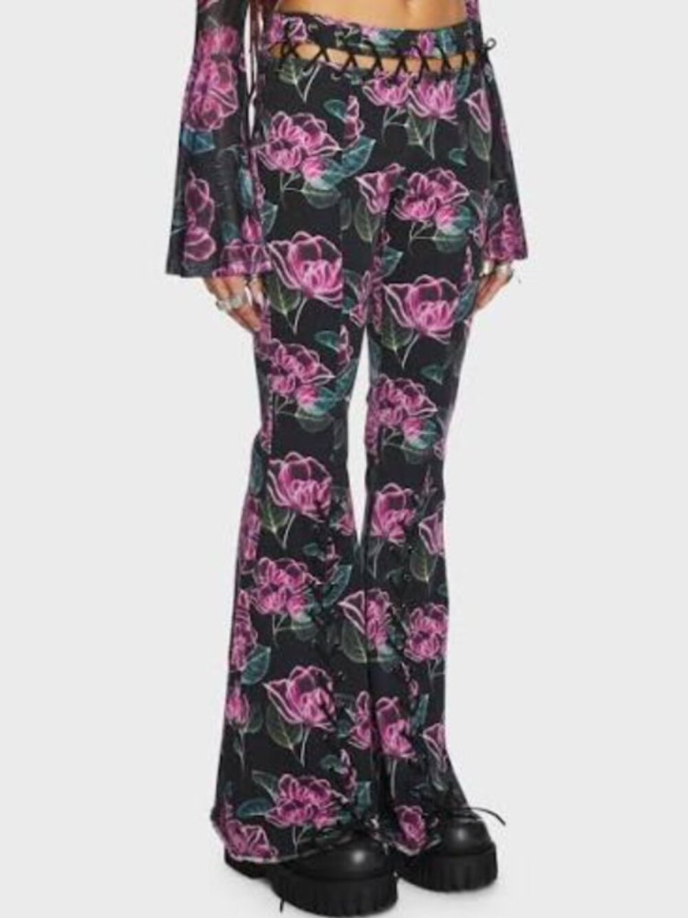 Current Mood by Dolls Kill, Flower Power flare jeans, size XXL (runs small), NWT